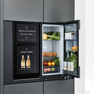 FrostIQ Elegance X700 – Design-Kühlschrank mit AI-Klimazonen & Barfach